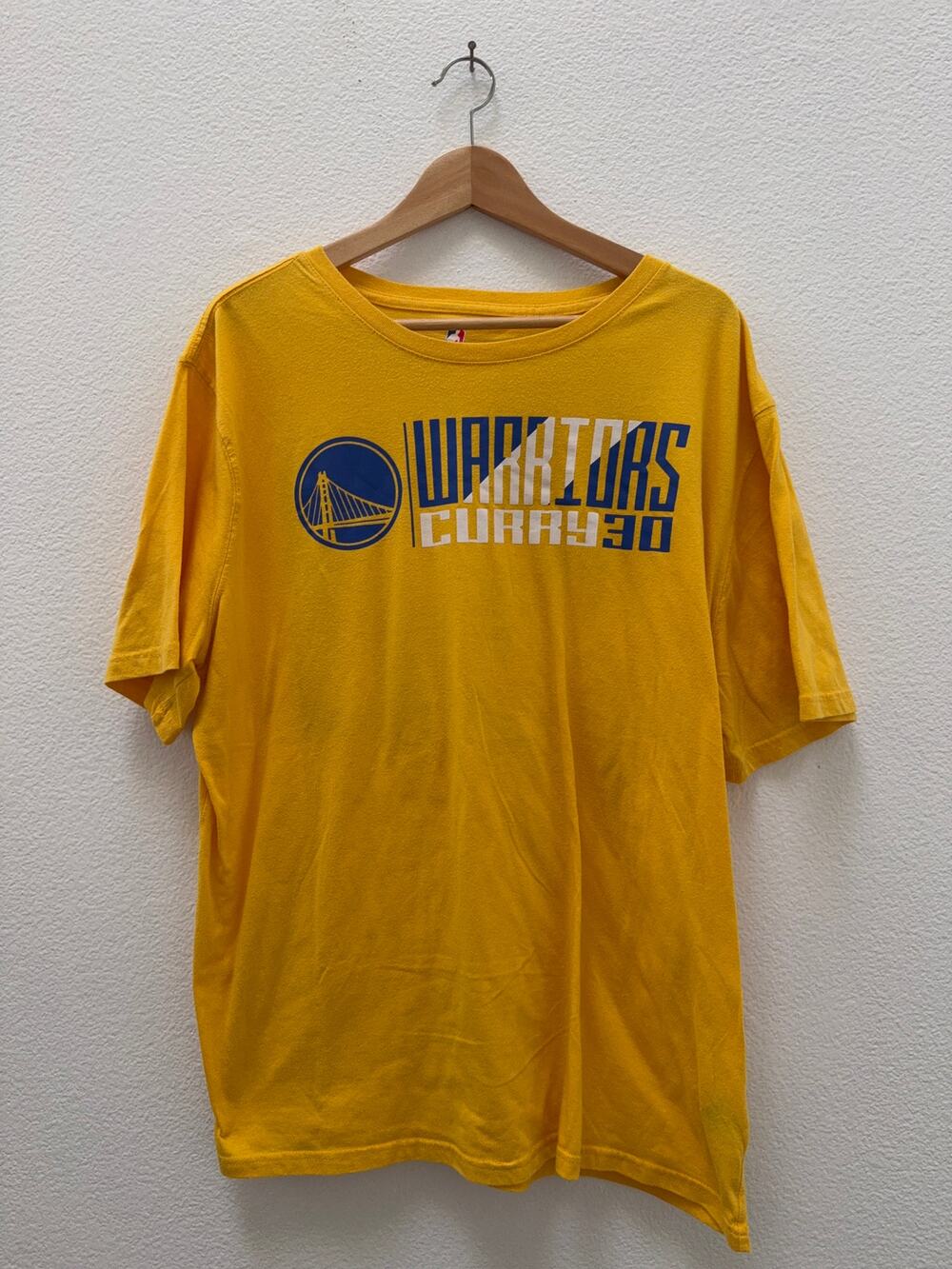 NBA Golden State Warriors Steph Curry #30 T-Shirt Yellow Mens XXL 2XL Graphic